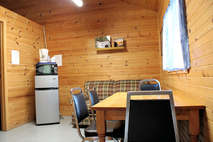 Ontario American Plan Lodge Dock Side East